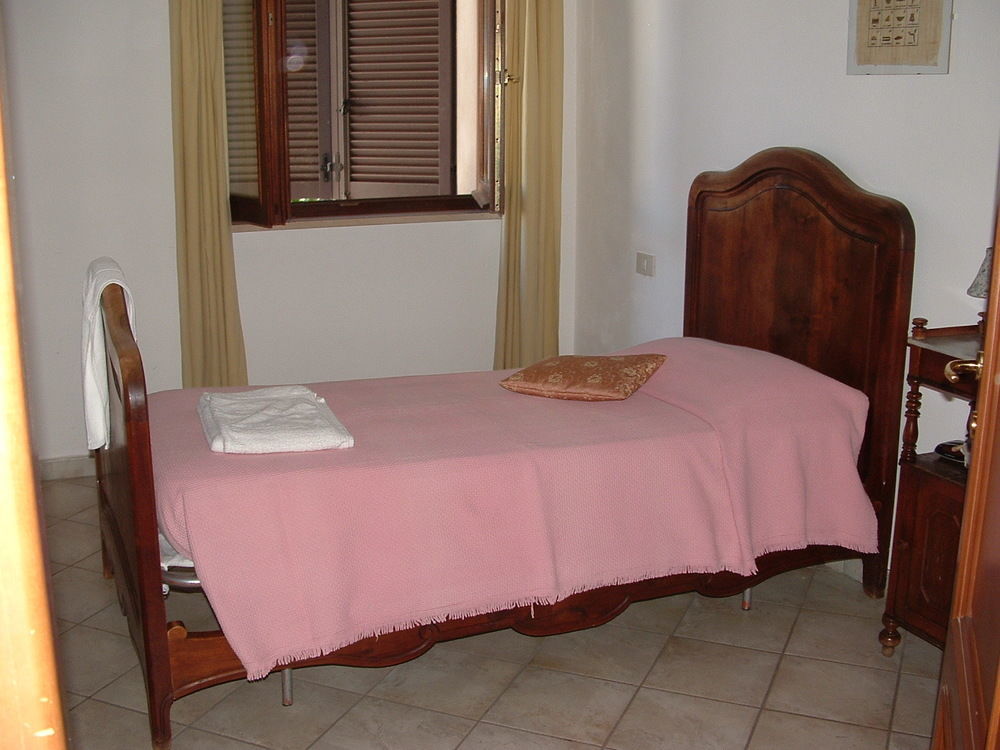 La Chicca B&B Cassine Eksteriør billede